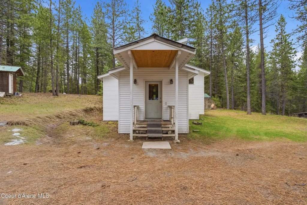 73894 U.s. 2 Moyie Springs ID 83845