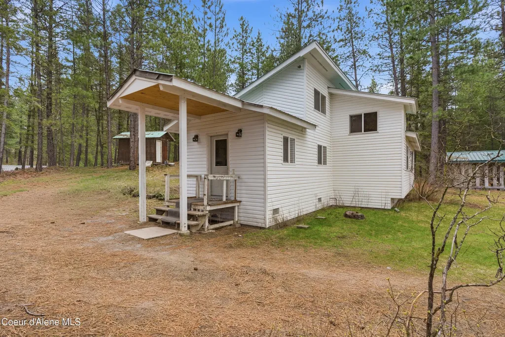 73894 U.s. 2 Moyie Springs ID 83845