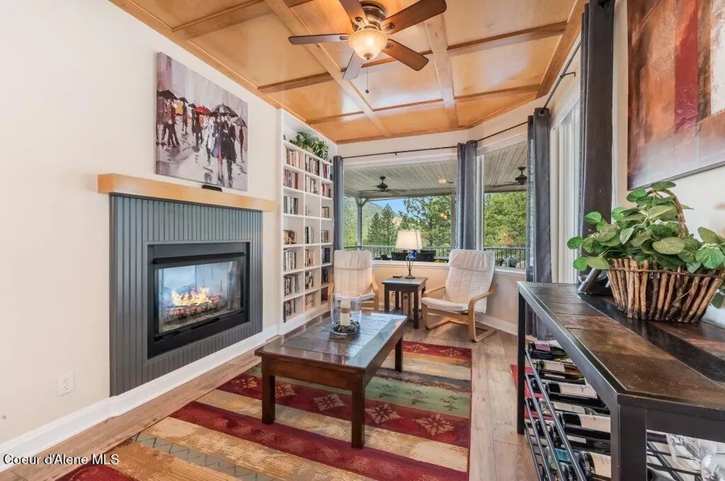 90 Riverview Circle Sandpoint ID 83864