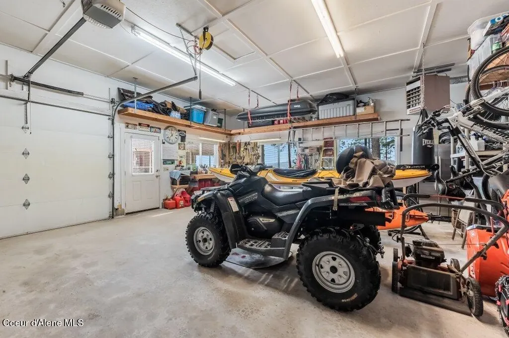 90 Riverview Circle Sandpoint ID 83864