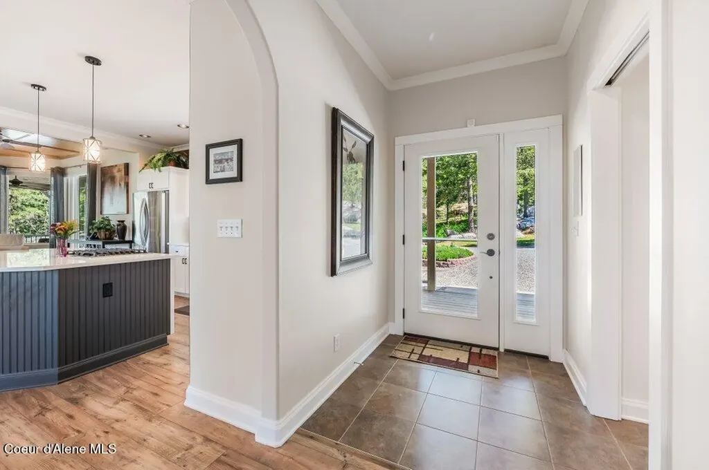 90 Riverview Circle Sandpoint ID 83864