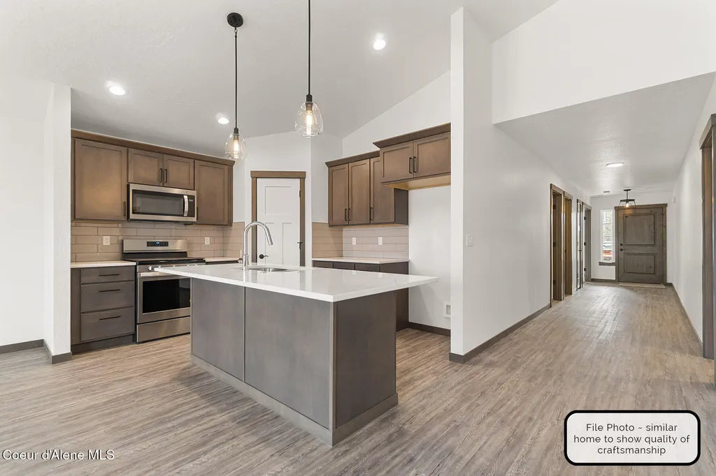 796 E Valley Street S Oldtown ID 83822