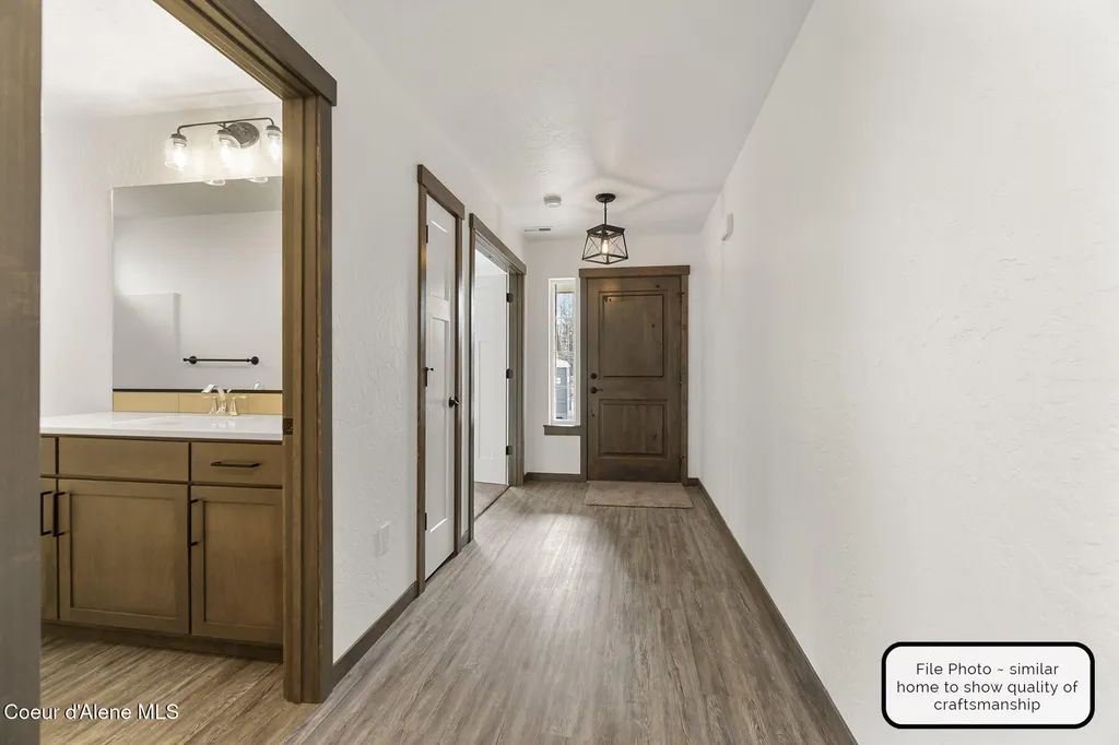 796 E Valley Street S Oldtown ID 83822