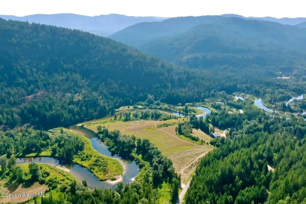 Nna Lower Pack River Road Sandpoint ID 83864