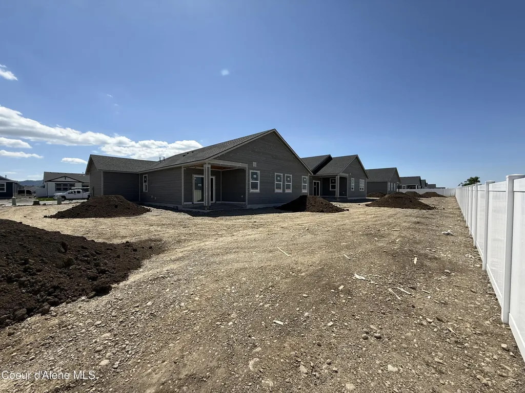 5303 E Aquila Avenue Post Falls ID 83854