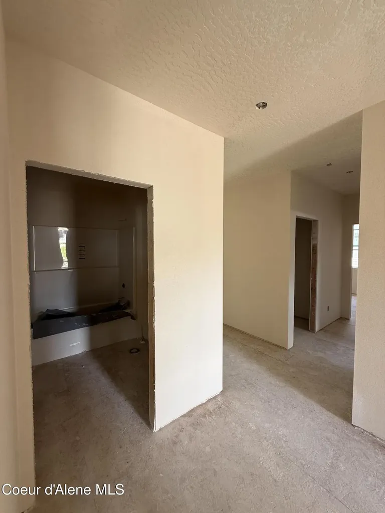 5303 E Aquila Avenue Post Falls ID 83854
