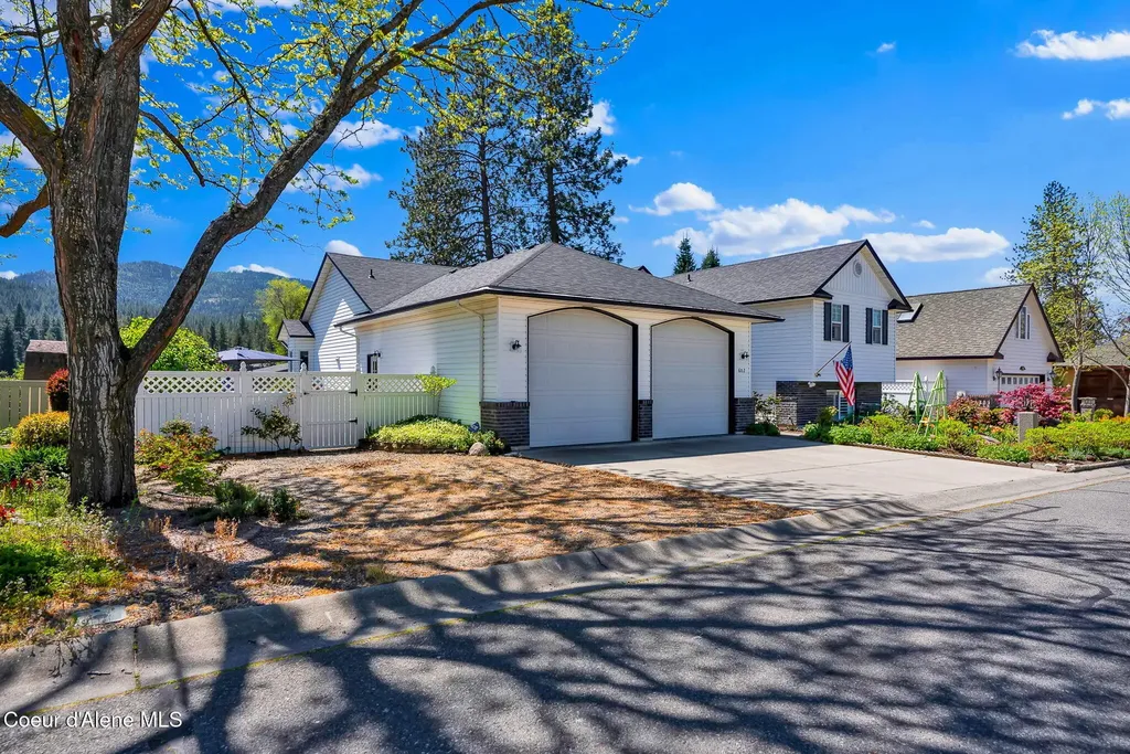 602 E Kokanee Drive Post Falls ID 83854