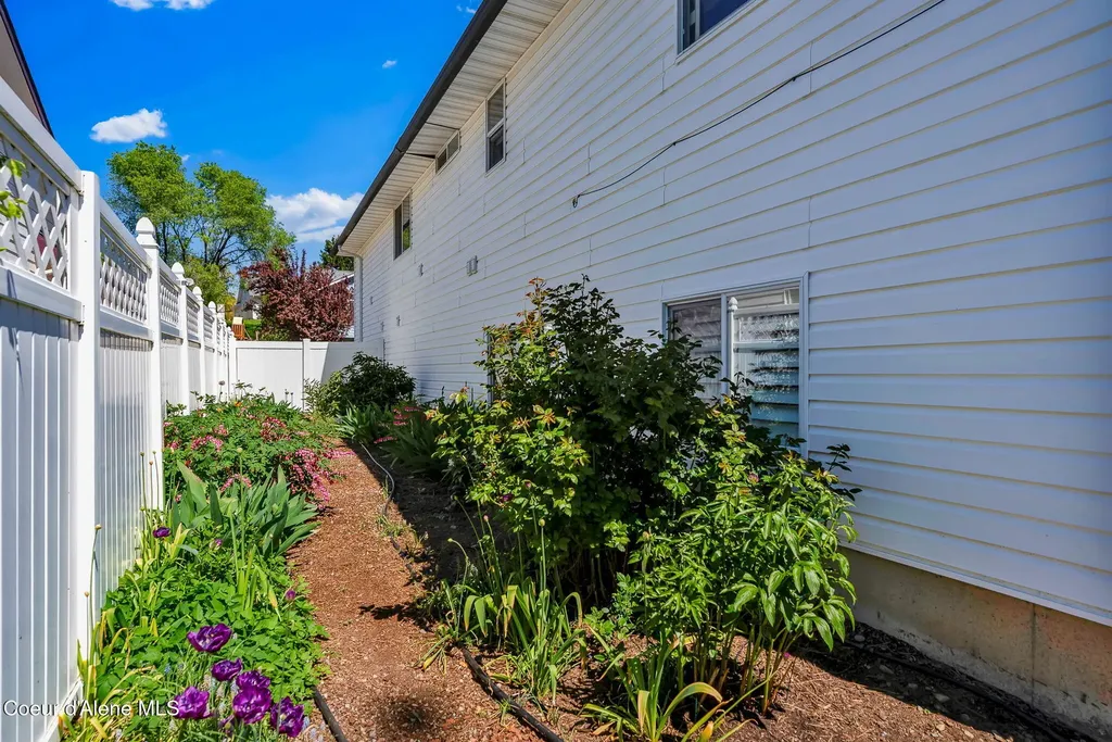 602 E Kokanee Drive Post Falls ID 83854