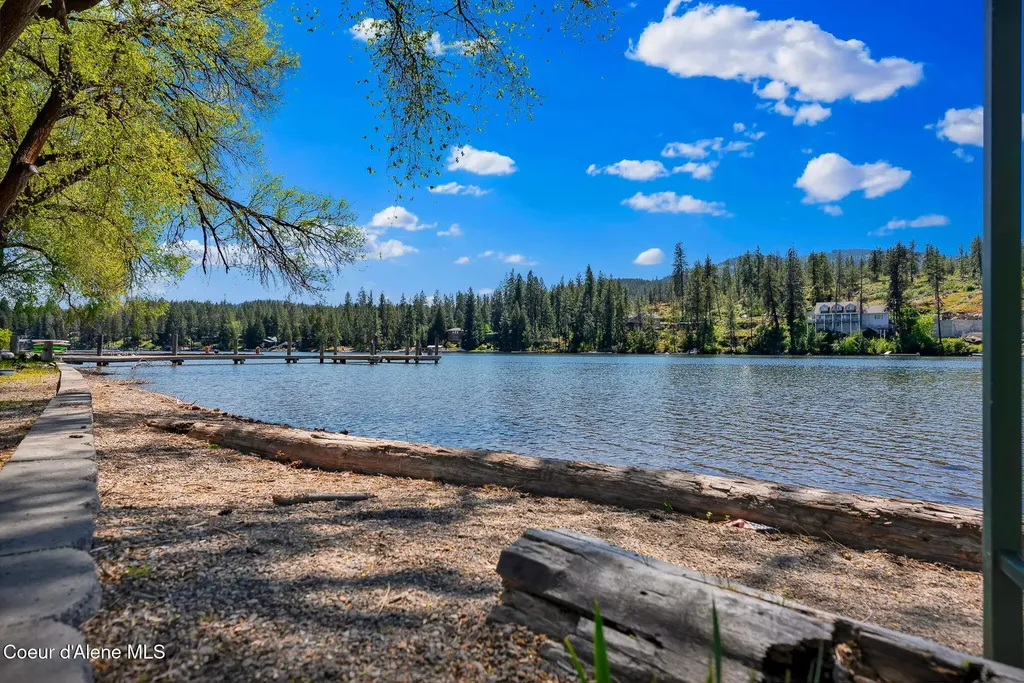 602 E Kokanee Drive Post Falls ID 83854