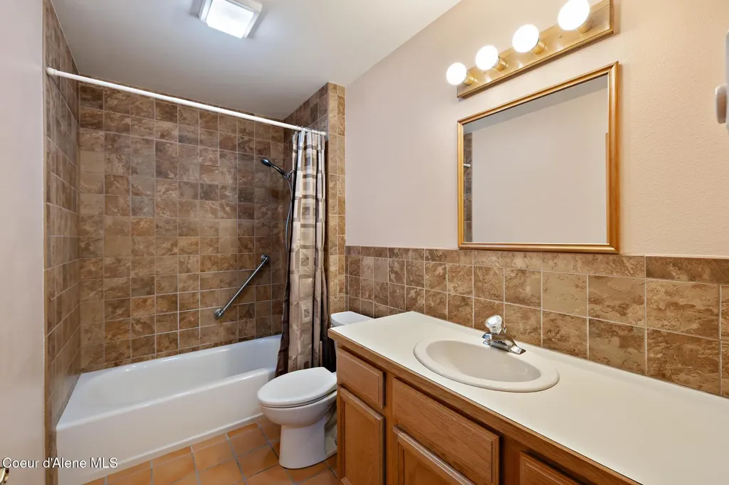 133 Gold Hill Circle Sagle ID 83860
