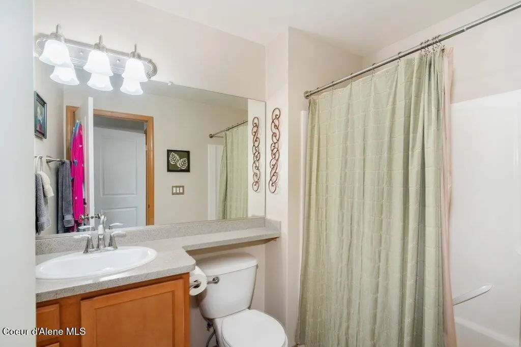 3379 E Brownstone Court Post Falls ID 83854