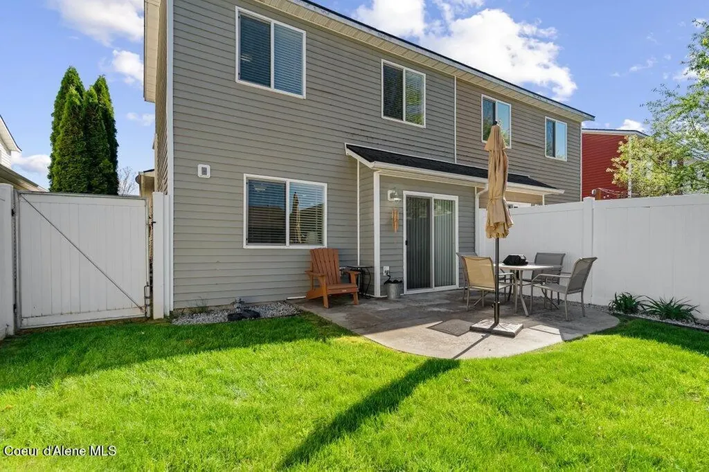 3379 E Brownstone Court Post Falls ID 83854