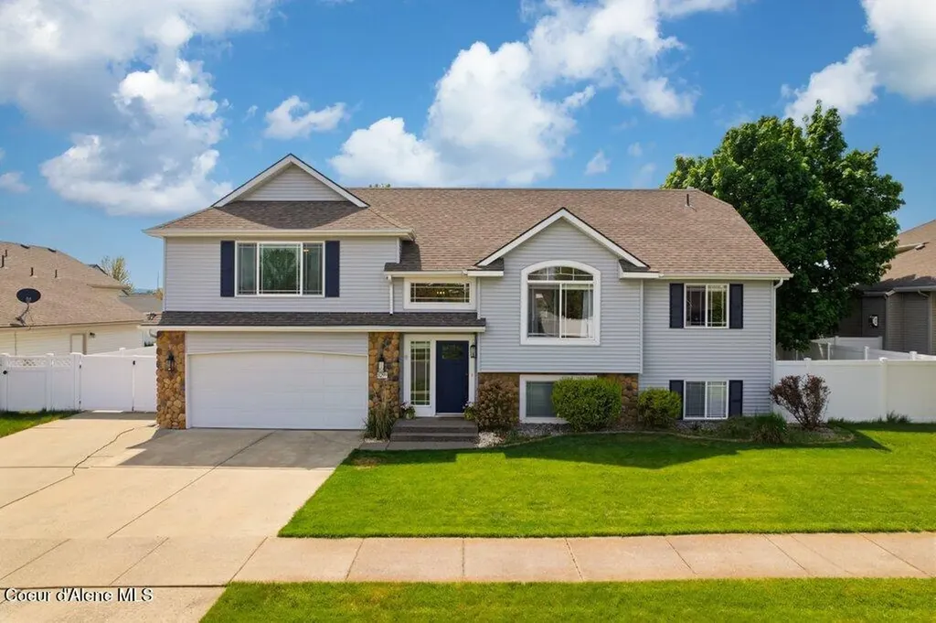 8299 N Raspberry Lane Hayden ID 83835