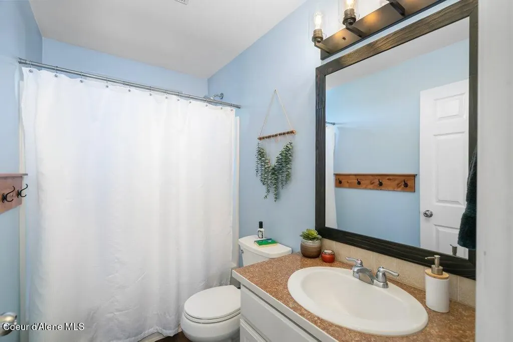 8299 N Raspberry Lane Hayden ID 83835