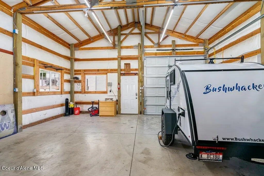 8299 N Raspberry Lane Hayden ID 83835