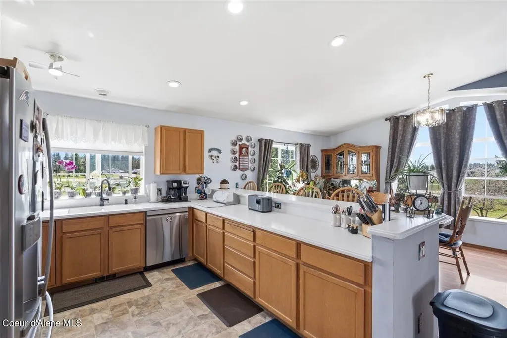 2037 E Yellow Pine Avenue Athol ID 83801