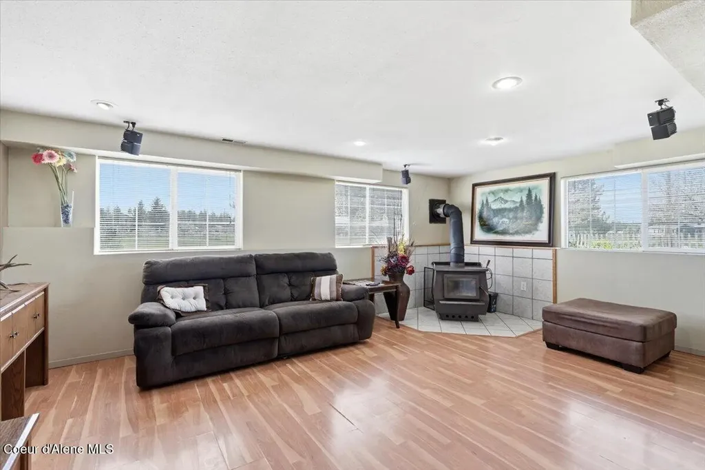 2037 E Yellow Pine Avenue Athol ID 83801