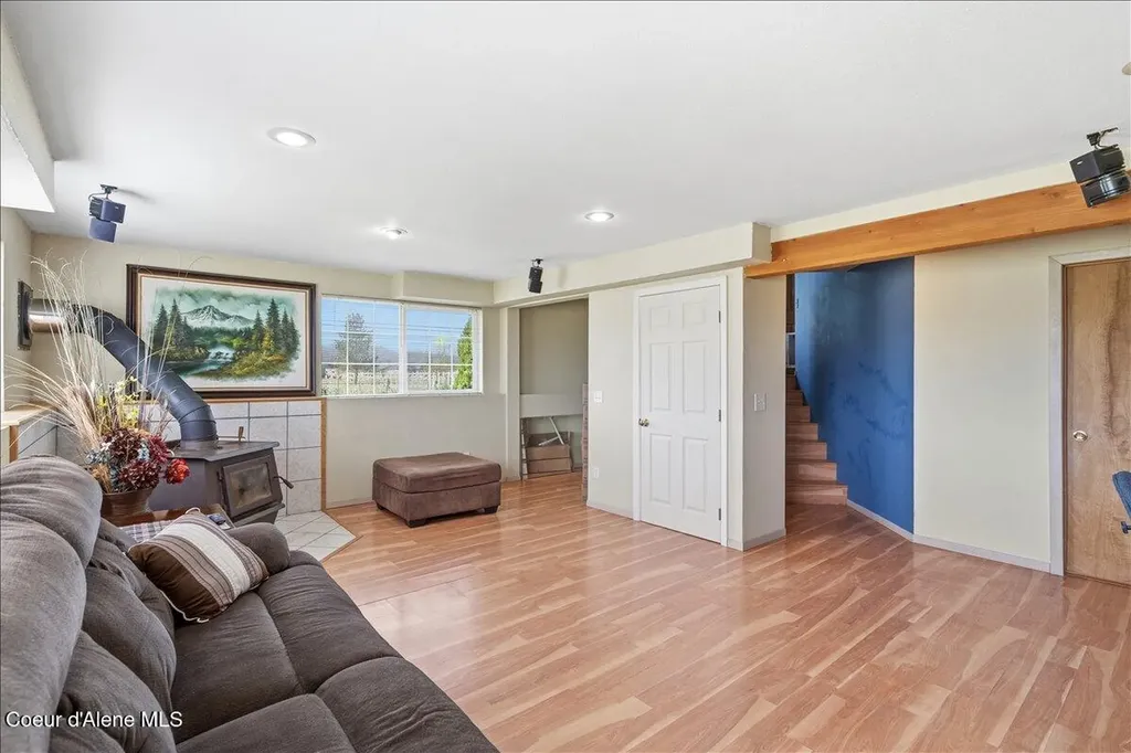 2037 E Yellow Pine Avenue Athol ID 83801