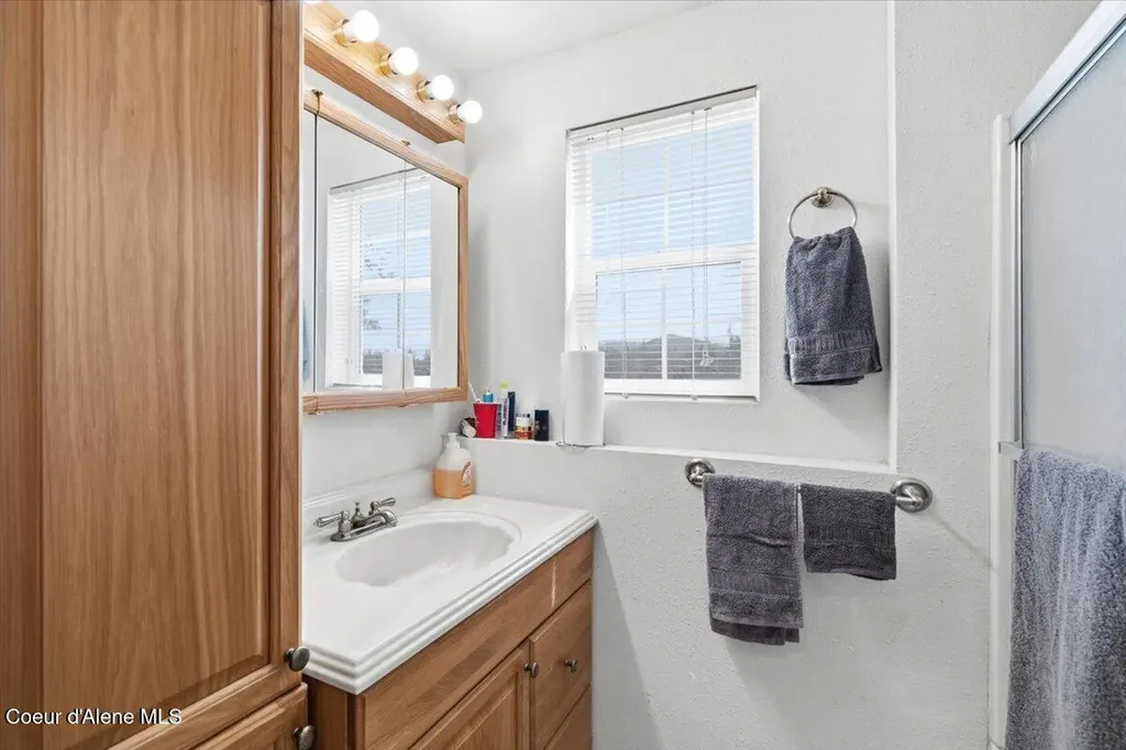 2037 E Yellow Pine Avenue Athol ID 83801