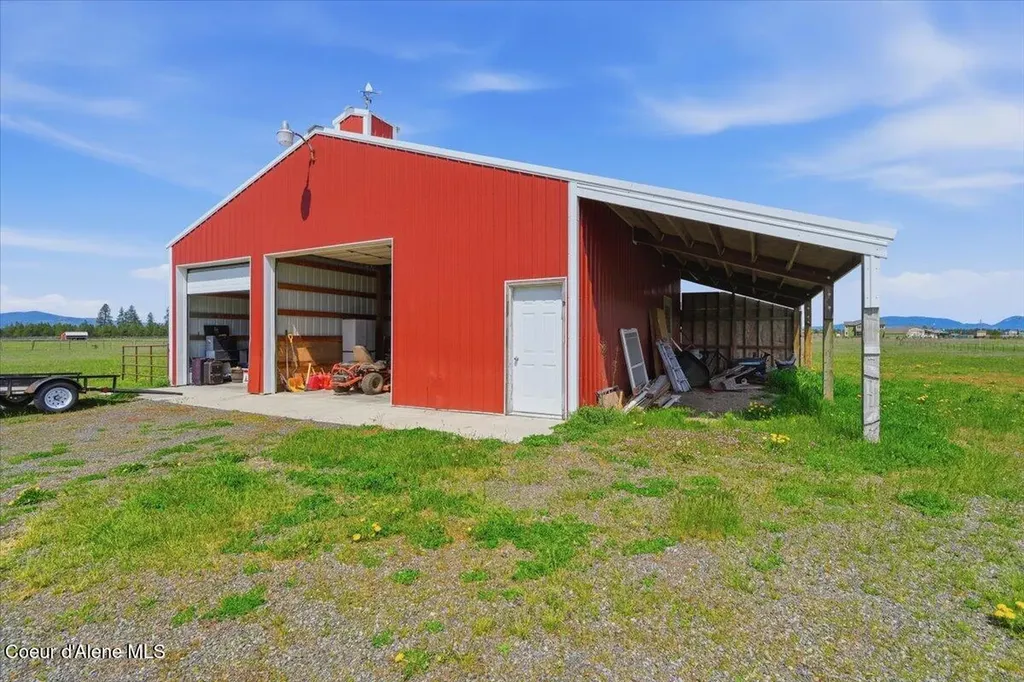 2037 E Yellow Pine Avenue Athol ID 83801