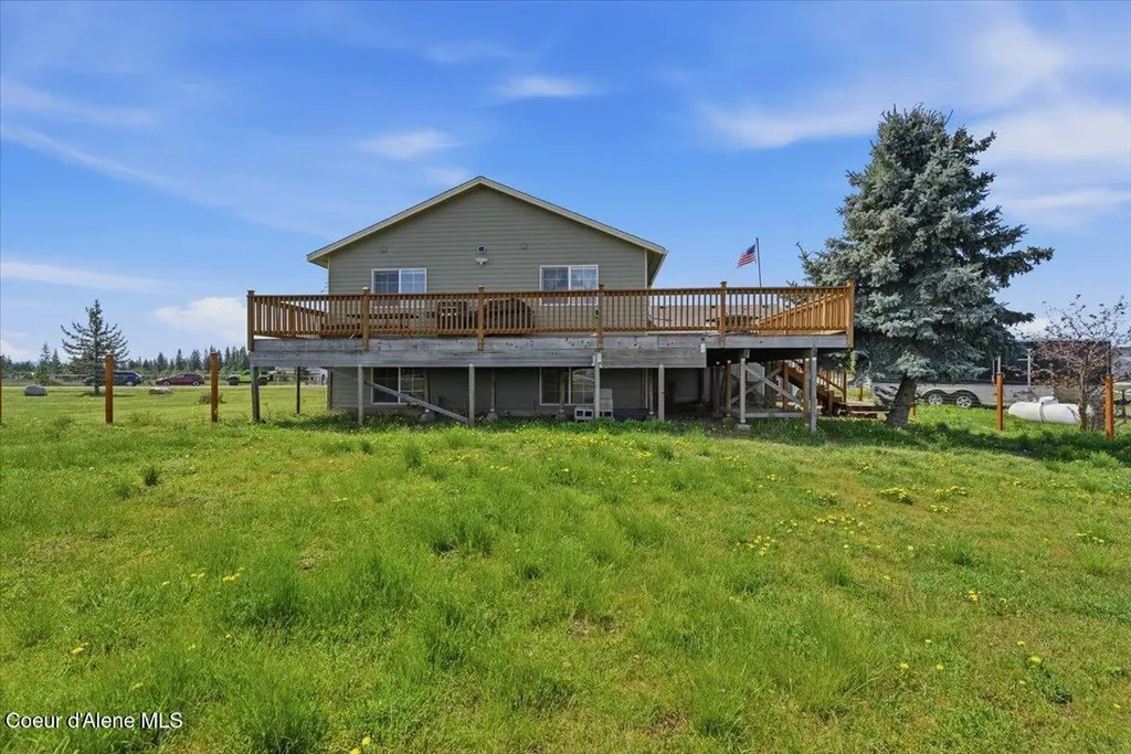 2037 E Yellow Pine Avenue Athol ID 83801