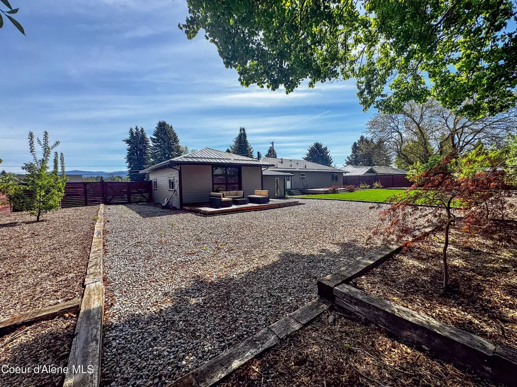 9347 N Baack Road Hayden ID 83835