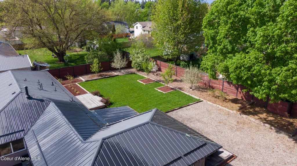 9347 N Baack Road Hayden ID 83835