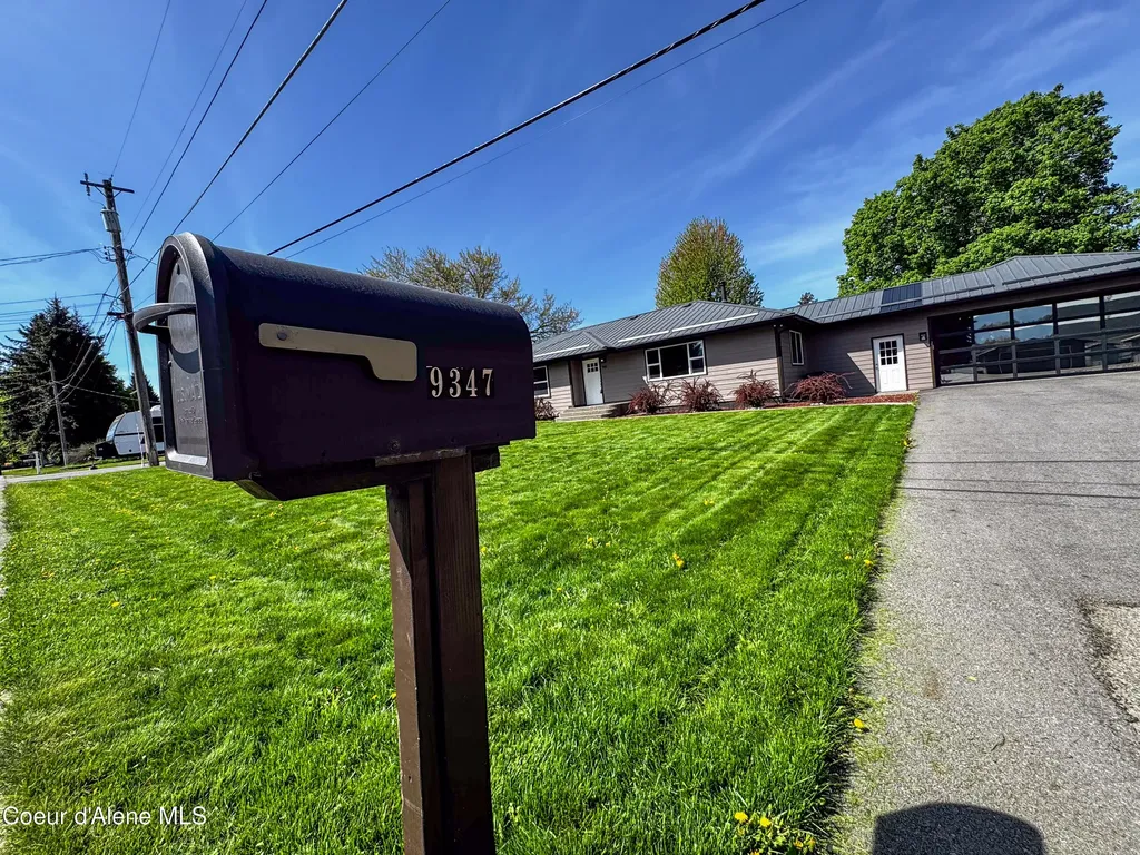 9347 N Baack Road Hayden ID 83835