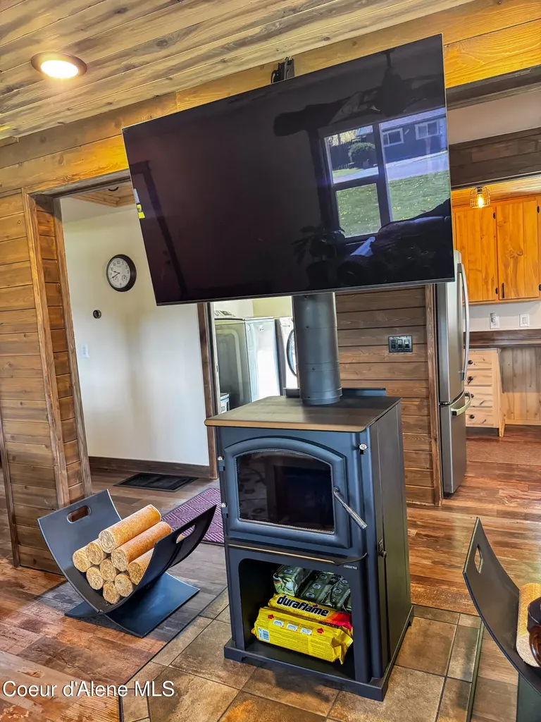 9347 N Baack Road Hayden ID 83835