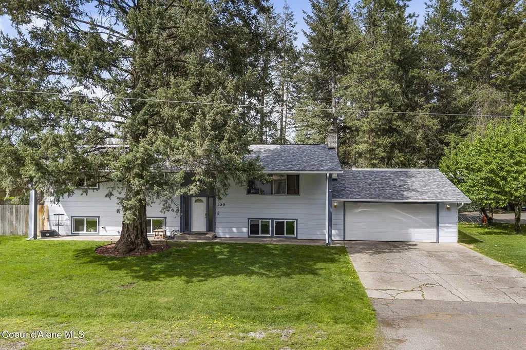 109 E Alvis Road Hayden ID 83835