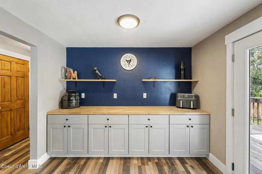 109 E Alvis Road Hayden ID 83835