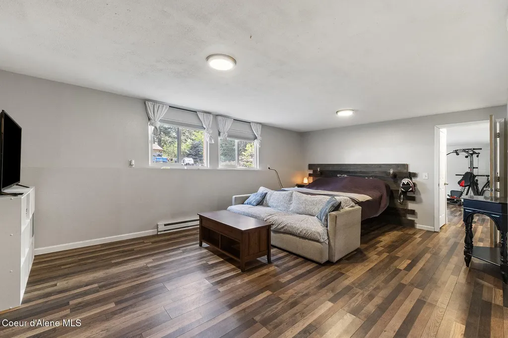 109 E Alvis Road Hayden ID 83835