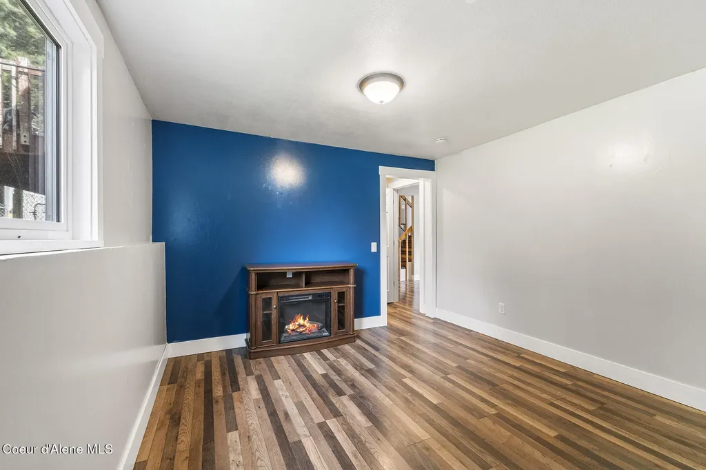 109 E Alvis Road Hayden ID 83835