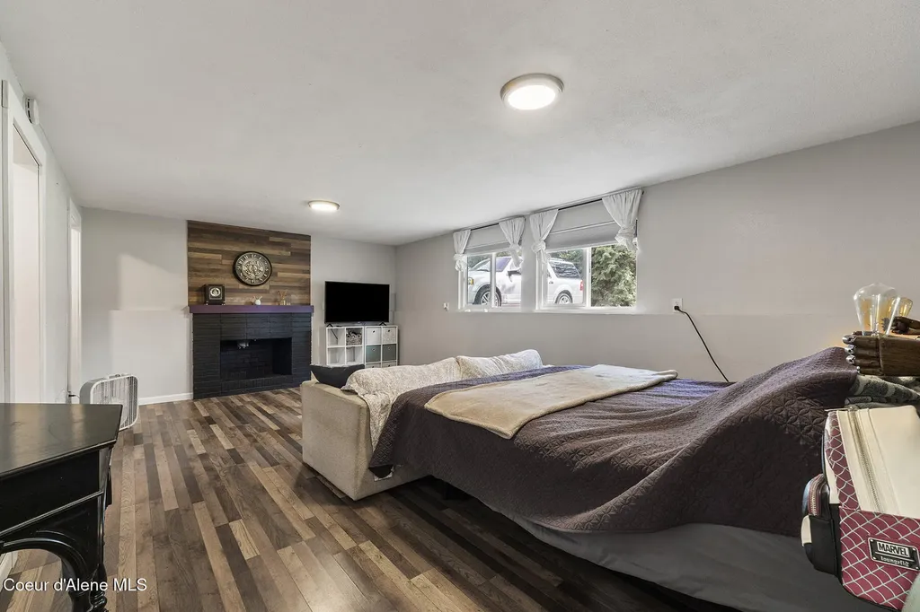 109 E Alvis Road Hayden ID 83835
