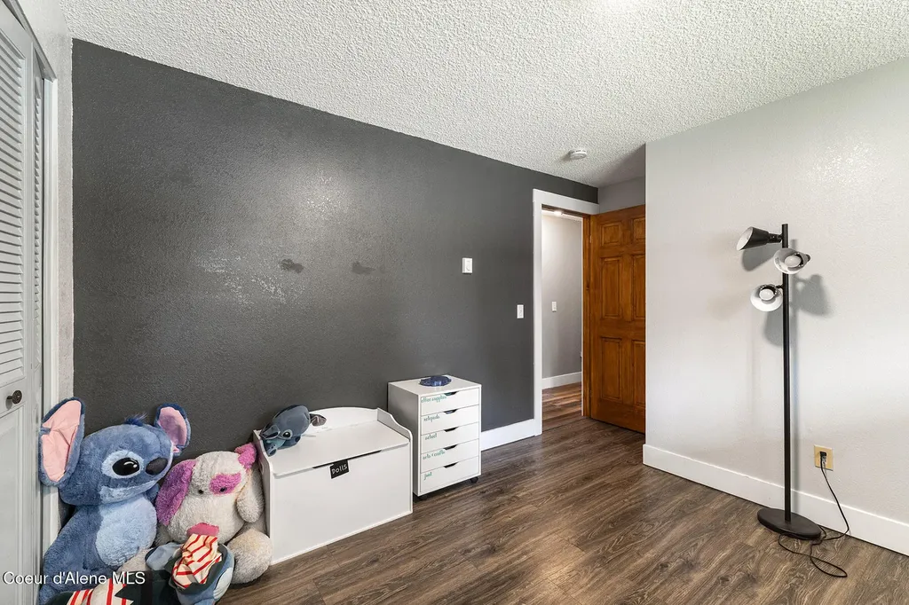 109 E Alvis Road Hayden ID 83835