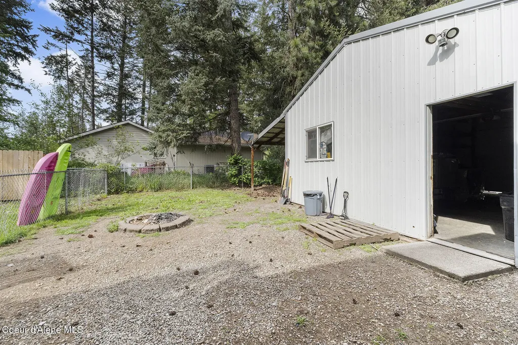 109 E Alvis Road Hayden ID 83835