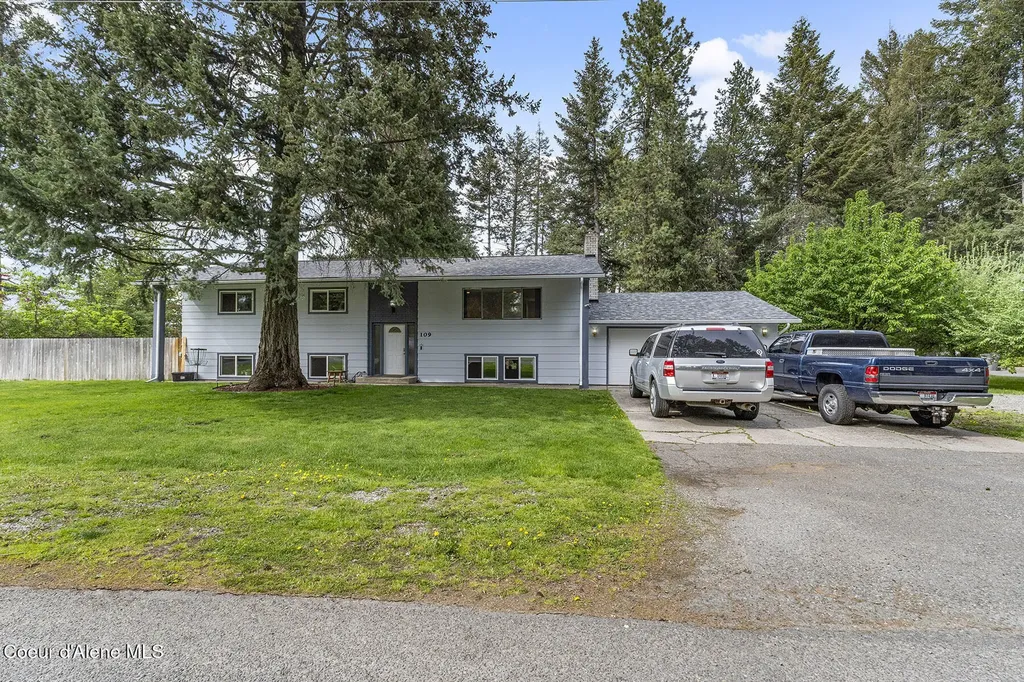 109 E Alvis Road Hayden ID 83835
