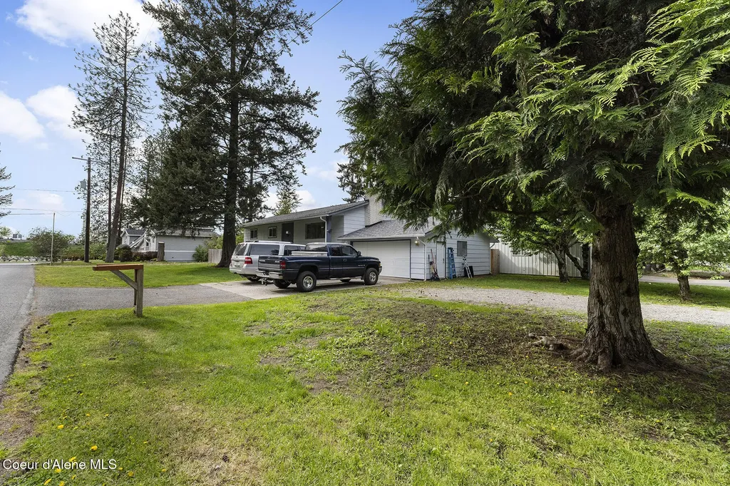 109 E Alvis Road Hayden ID 83835