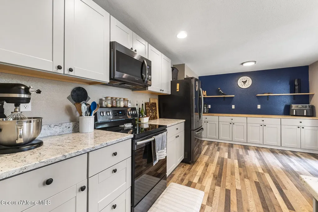 109 E Alvis Road Hayden ID 83835