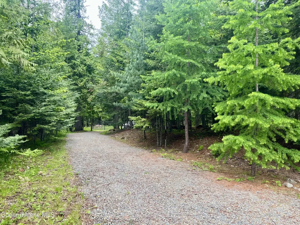 191 Sunset View Lane Hope ID 83836