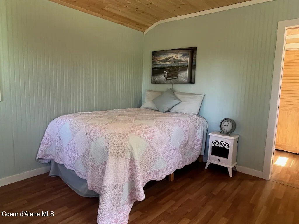 191 Sunset View Lane Hope ID 83836