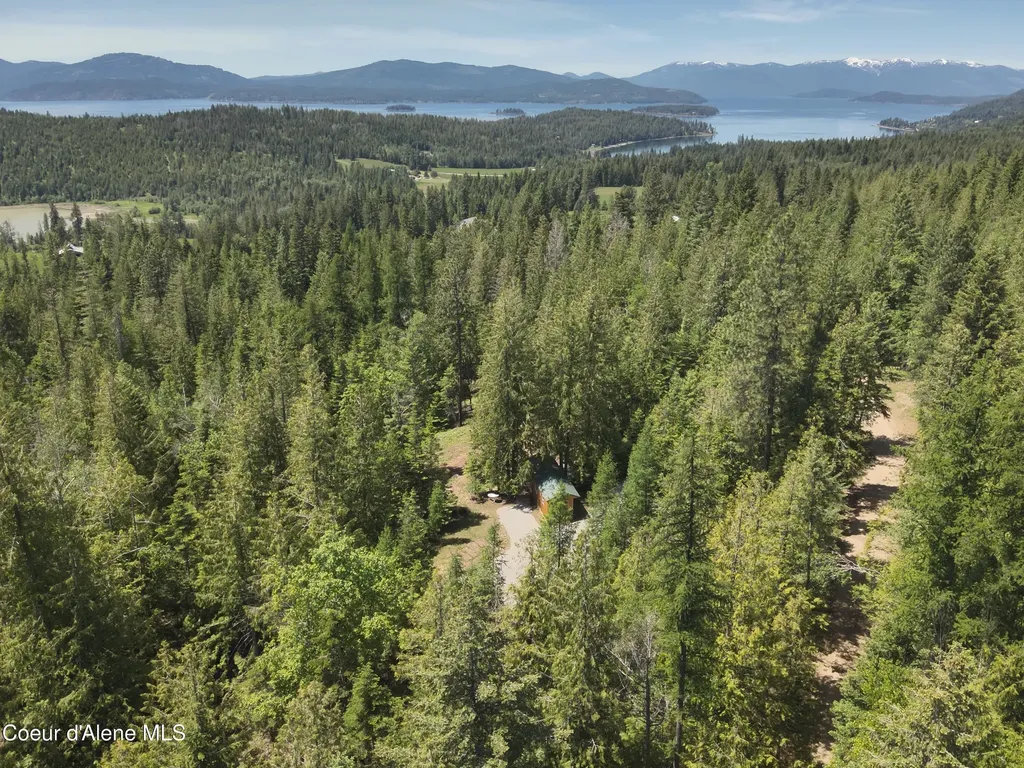 191 Sunset View Lane Hope ID 83836