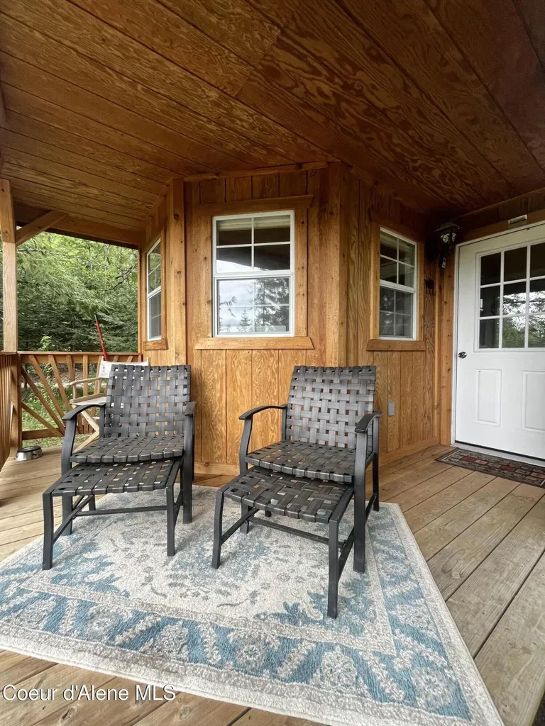 191 Sunset View Lane Hope ID 83836