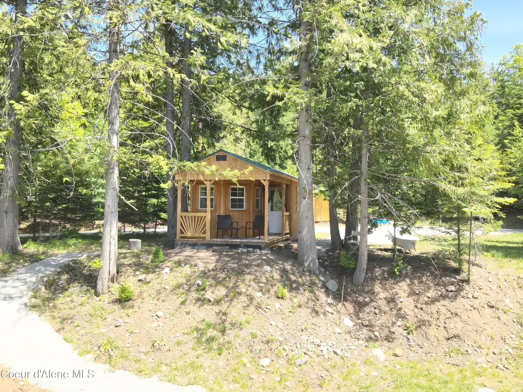 191 Sunset View Lane Hope ID 83836