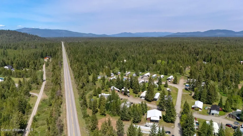 28128 N Highway 41 Spirit Lake ID 83869