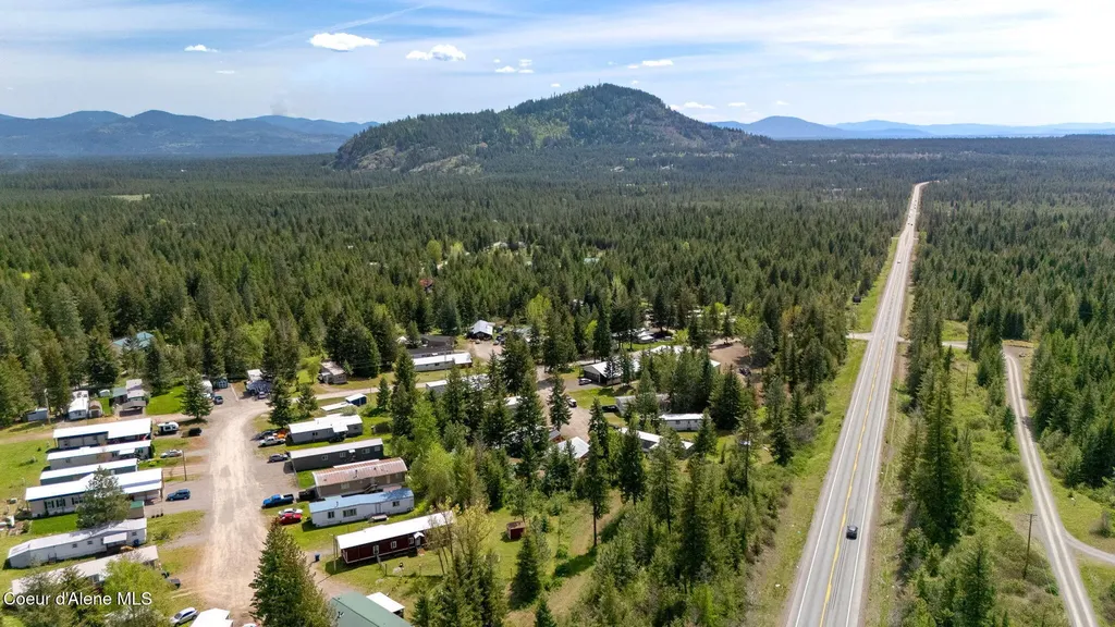 28128 N Highway 41 Spirit Lake ID 83869
