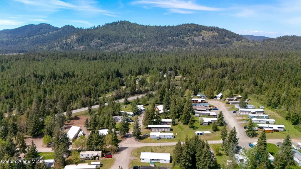 28128 N Highway 41 Spirit Lake ID 83869