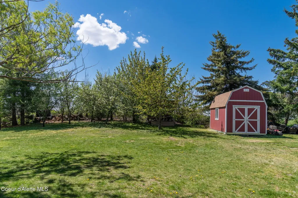 1673 Christopher Lane Moscow ID 83843