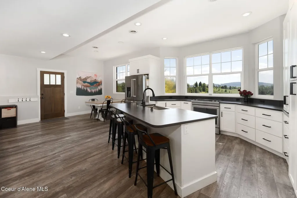 1673 Christopher Lane Moscow ID 83843