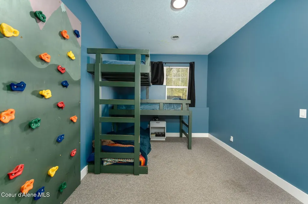 1673 Christopher Lane Moscow ID 83843